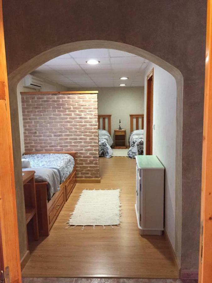 Pension Santa Teresa Villanueva de la Jara Esterno foto