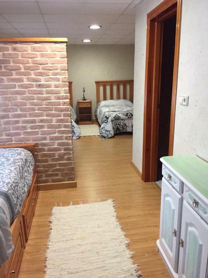Pension Santa Teresa Villanueva de la Jara Esterno foto